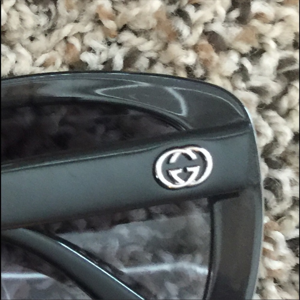 Additonal pics Gucci sunglasses - Picture 6 of 8